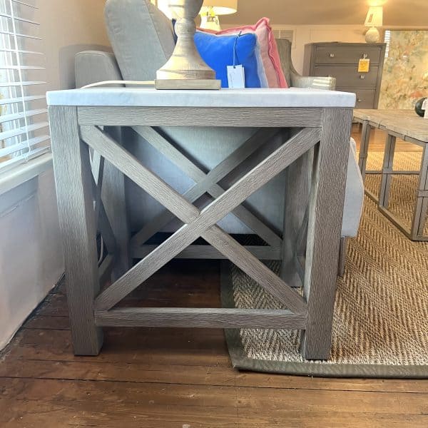 Hampton Indoor/Outdoor End Table